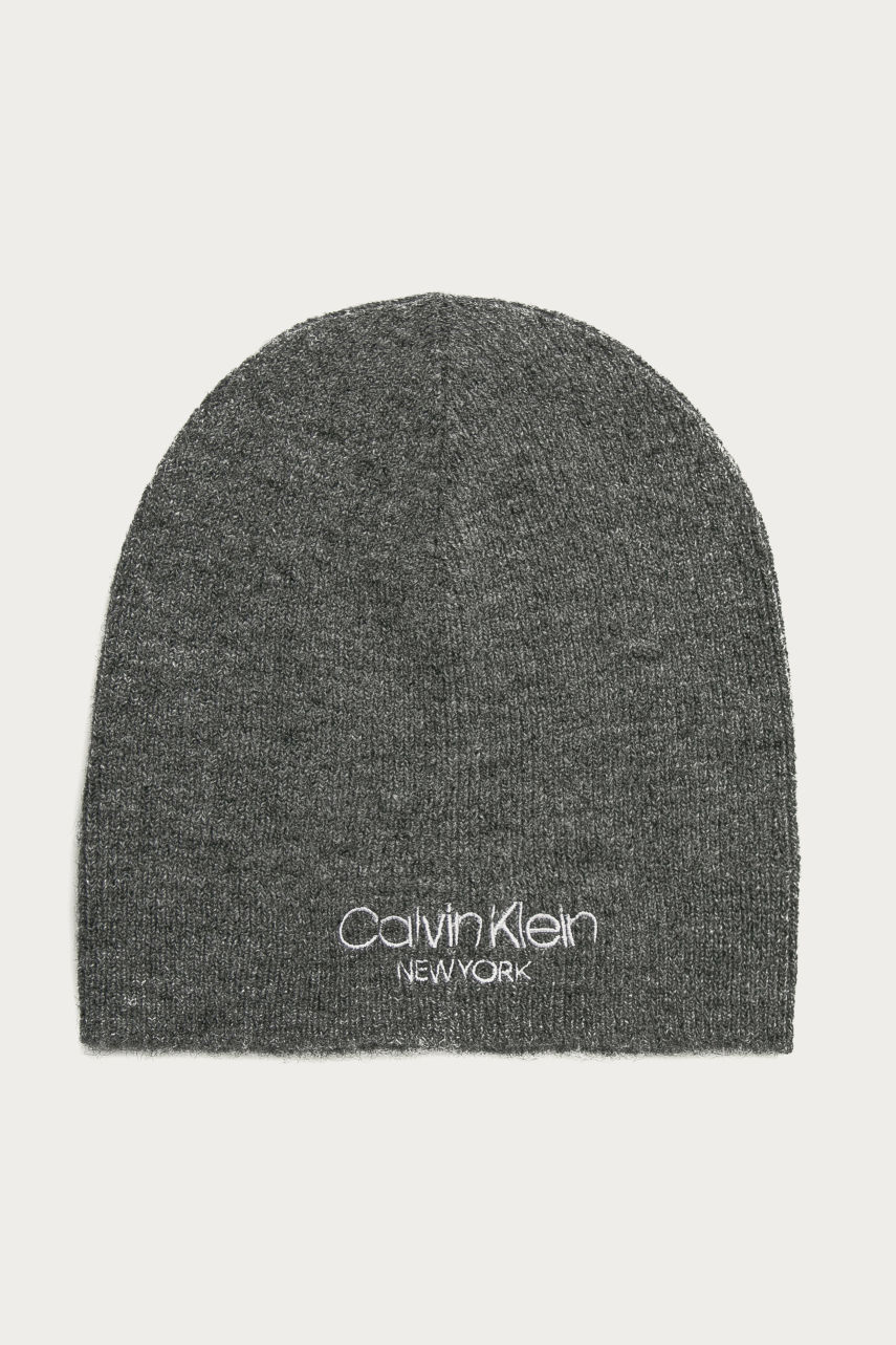 Calvin Klein - Czapka jasny szary K50K506038
