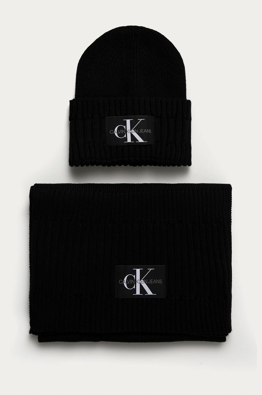 Calvin Klein Jeans - Czapka i szalik czarny K60K607356