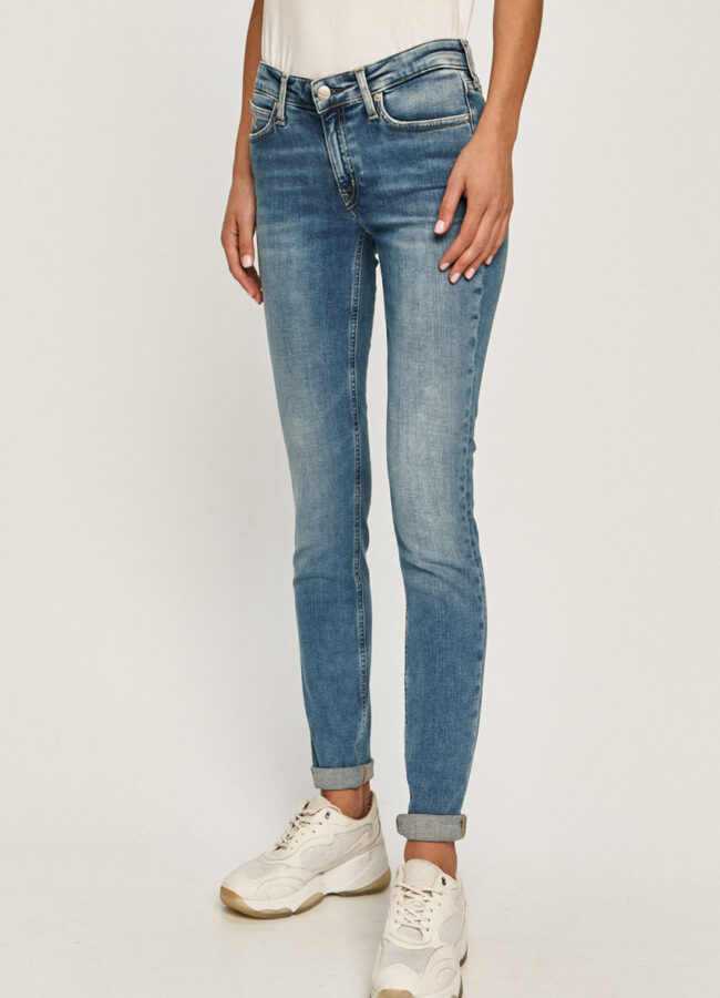 Calvin Klein Jeans - Jeansy niebieski J20J213899