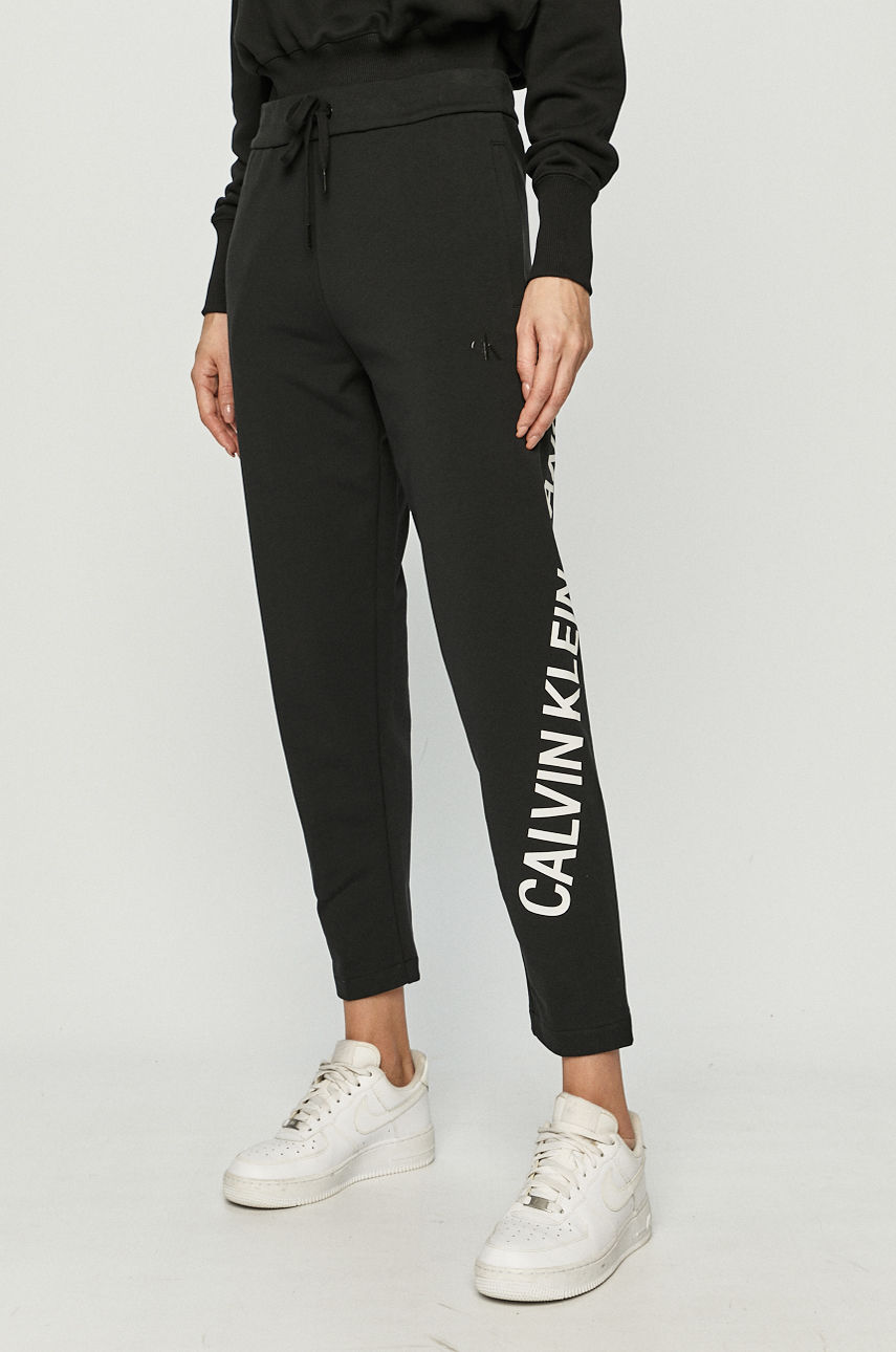 Calvin Klein Jeans - Spodnie czarny J20J214892