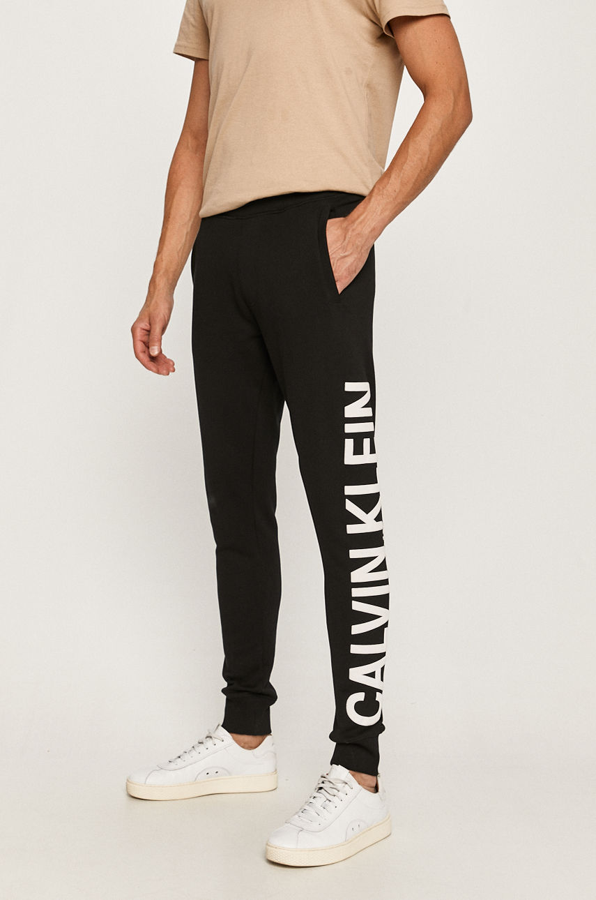 Calvin Klein Jeans - Spodnie czarny J30J315651