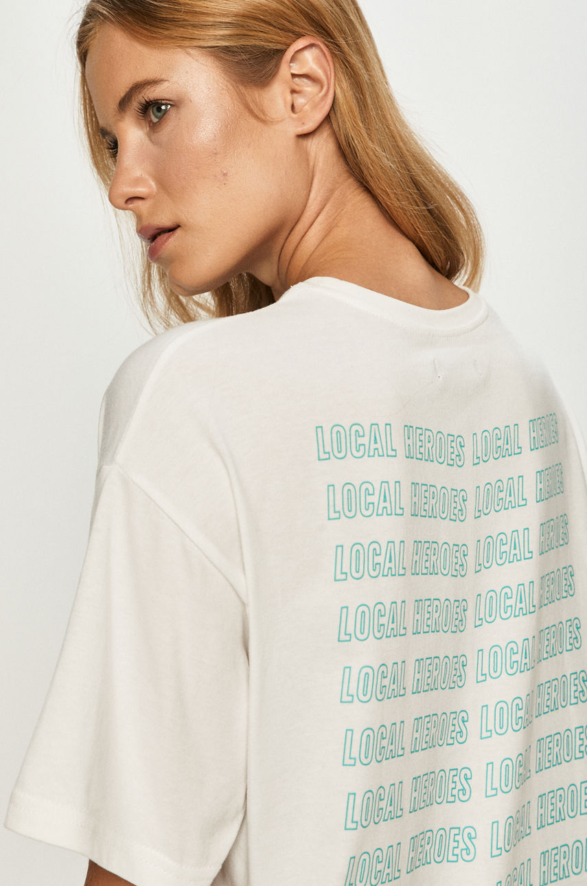 Local Heroes - T-shirt biały AW2021T0006