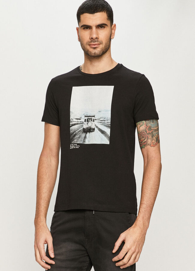 s. Oliver - T-shirt czarny 2055972