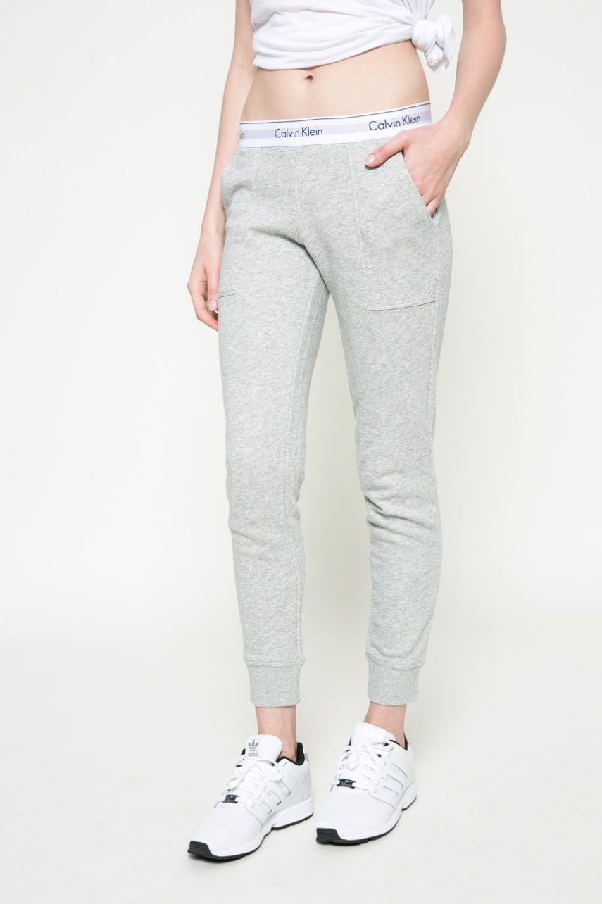 Calvin Klein Jeans - Spodnie szary 000QS5716E