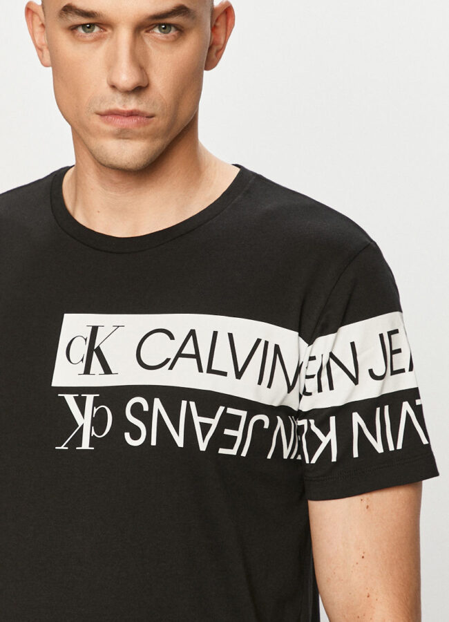 Calvin Klein Jeans - T-shirt czarny J30J317086.4891