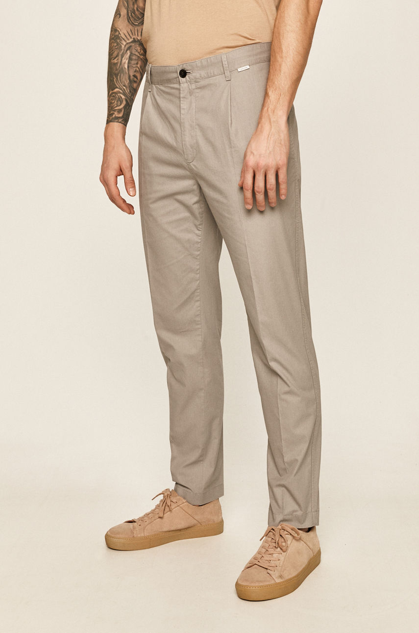 Calvin Klein - Spodnie szary K10K105307