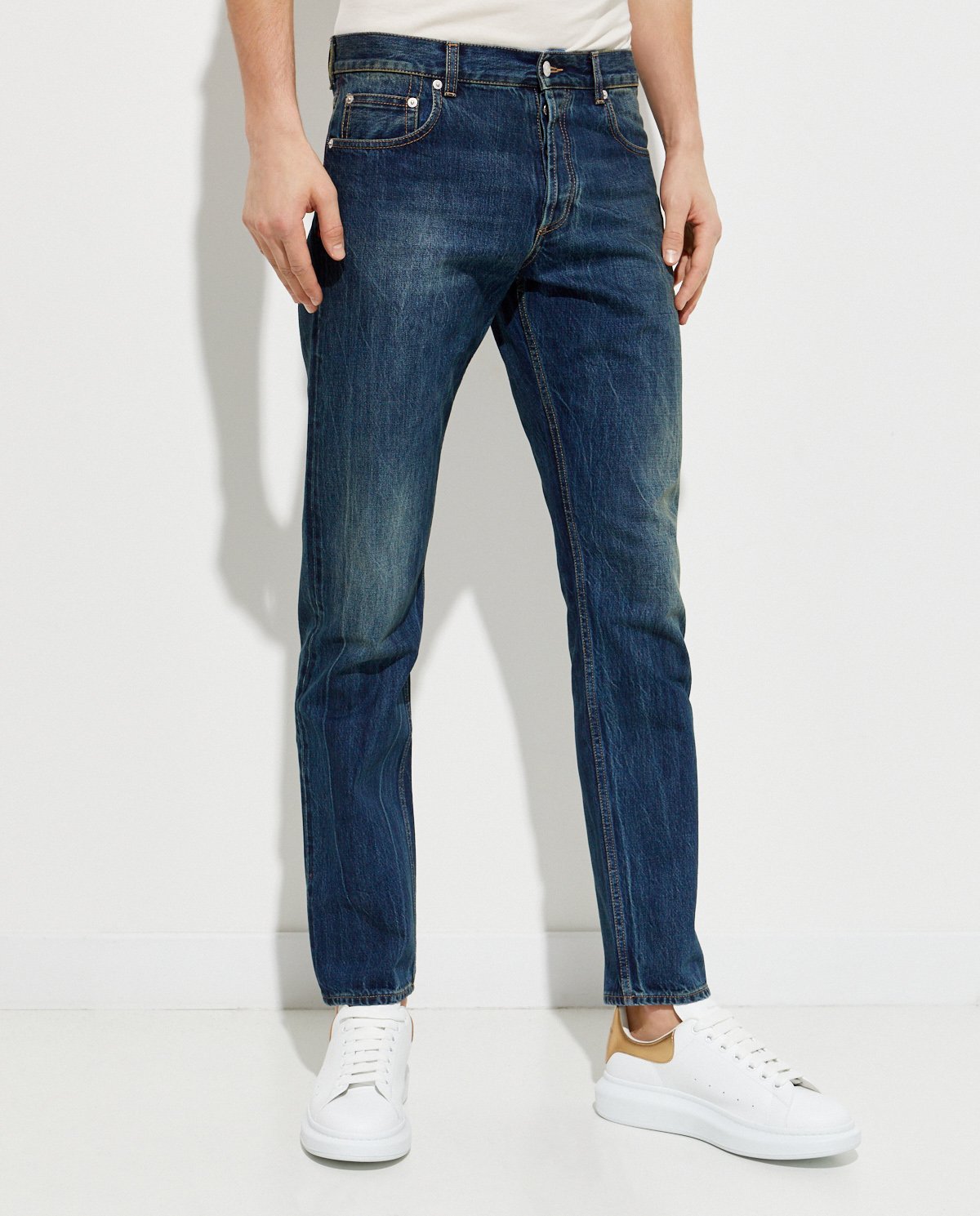 ALEXANDER MCQUEEN - Granatowe jeansy z przetarciami 625680 QQY79