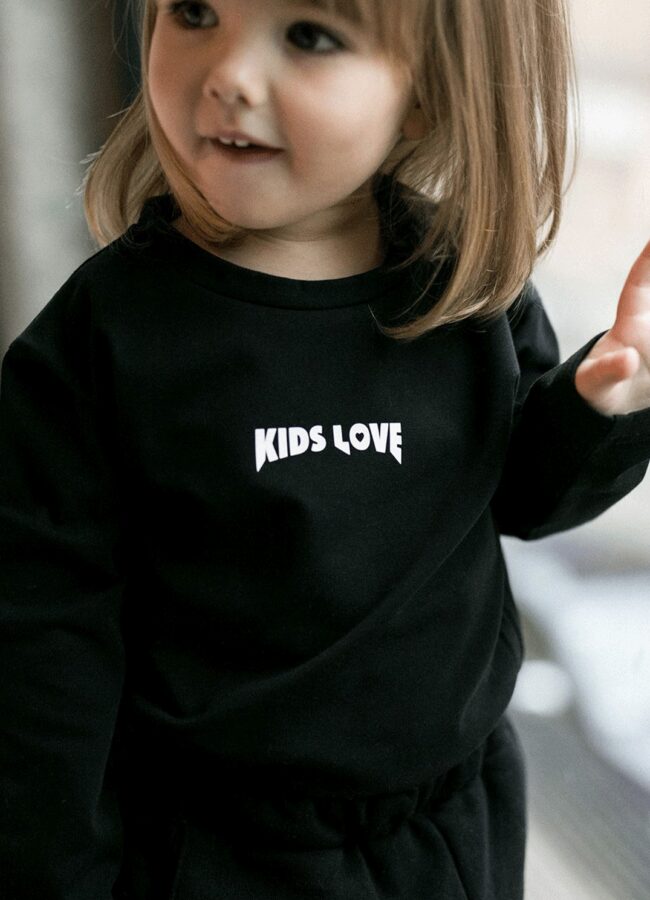 KIDS LOVE - Czarna koszulka z logo MENFI T-S LONG