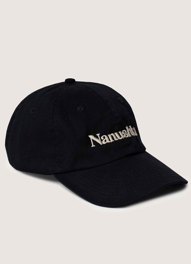 NANUSHKA - Czarna czapka z logo VAL